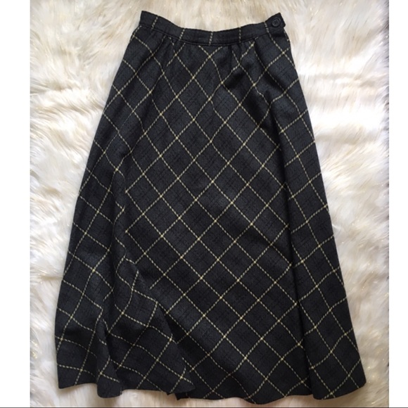 Pendleton Dresses & Skirts - Pendleton 100% Wool A Line Maxi Skirt